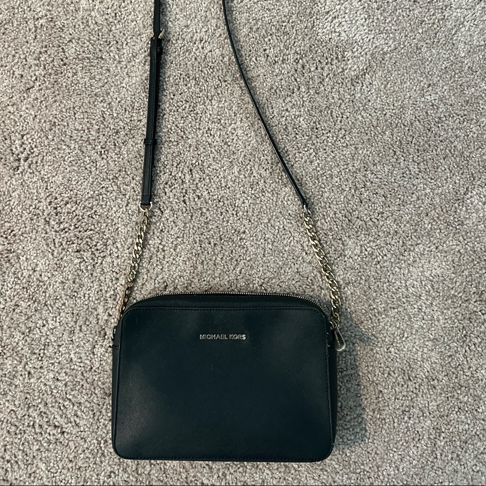 Michael Kors Jet set crossbody.